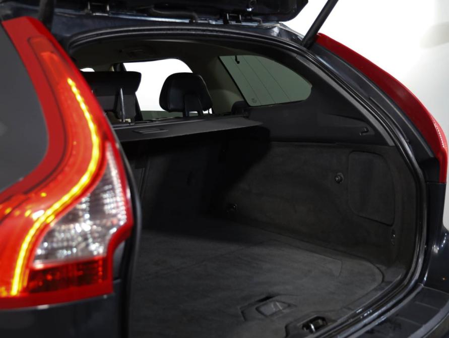 Volvo XC60 I Санкт-Петербург  - изображение 21