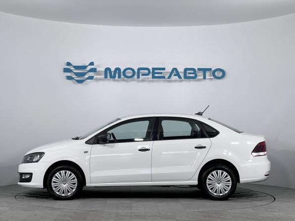 Volkswagen Polo V Рестайлинг с пробегом 2018 года, цена 1 350 000 рублей, 65304 км, седан, Автокод Объявления