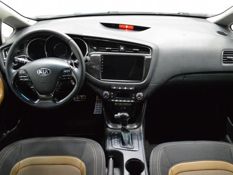 Kia Ceed II Рестайлинг Санкт-Петербург  - изображение 14