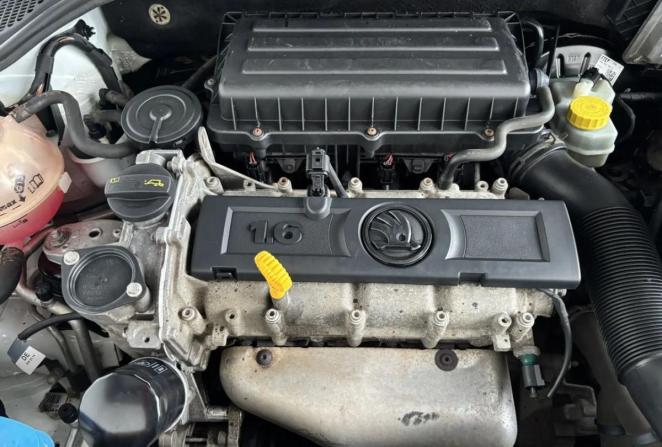 Skoda Rapid I с пробегом 2014 года, цена 835 000 рублей, 226015 км, лифтбек, Автокод Объявления