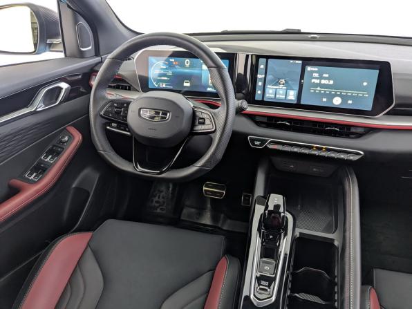 Geely Coolray I Рестайлинг с пробегом 2024 года, цена 2 350 000 рублей, 15151 км, внедорожник, Автокод Объявления