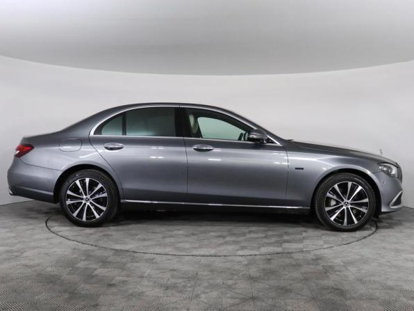 Mercedes-Benz E-Класс V (W213 S213 C238) Рестайлинг с пробегом 2020 года, цена 5 550 000 рублей, 53571 км, седан, Автокод Объявления