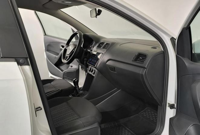 Volkswagen Polo V с пробегом 2015 года, цена 750 000 рублей, 227287 км, седан, Автокод Объявления