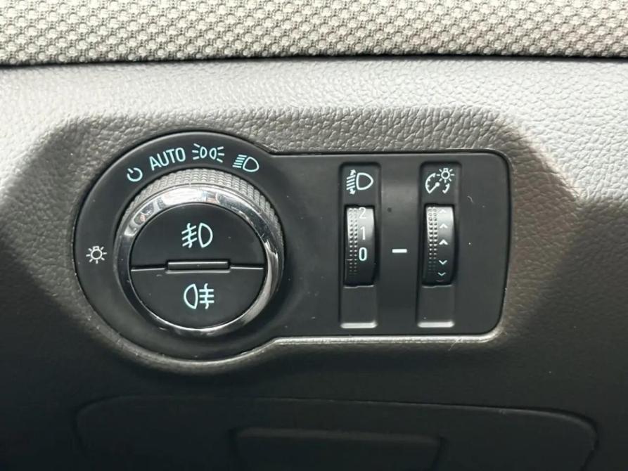 Chevrolet Cruze I Рестайлинг Альметьевск  - изображение 12