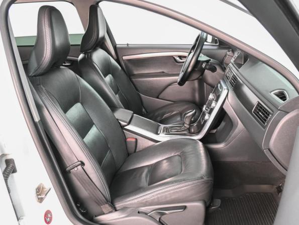 Volvo XC70 II Рестайлинг с пробегом 2014 года, цена 2 049 000 рублей, 132330 км, универсал, Автокод Объявления