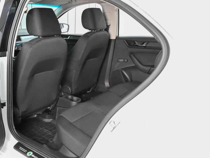Skoda Rapid I Рестайлинг Ростов-на-Дону  - изображение 11