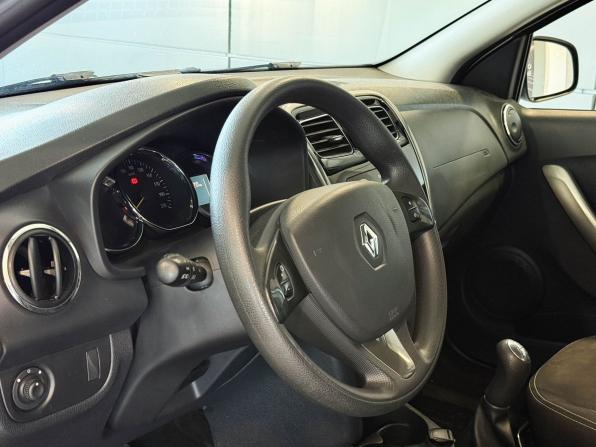 Renault Logan II с пробегом 2018 года, цена 897 000 рублей, 152820 км, седан, Автокод Объявления