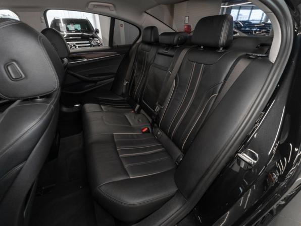 BMW 5 серии VII (G30/G31/G38) с пробегом 2017 года, цена 3 290 000 рублей, 108250 км, седан, Автокод Объявления