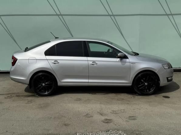 Skoda Rapid I Рестайлинг с пробегом 2019 года, цена 1 499 000 рублей, 43000 км, лифтбек, Автокод Объявления