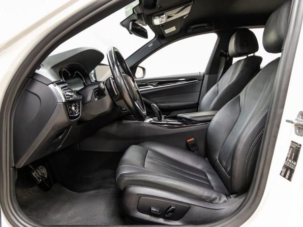 BMW 5 серии VII (G30/G31/G38) с пробегом 2017 года, цена 3 498 000 рублей, 66256 км, седан, Автокод Объявления