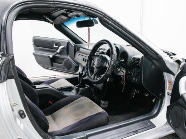 Toyota MR-S I с пробегом 2002 года, цена 940 000 рублей, 285687 км, кабриолет, Автокод Объявления