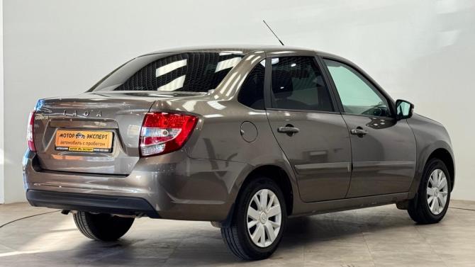 Lada (ВАЗ) Granta I Рестайлинг с пробегом 2021 года, цена 550 000 рублей, 180000 км, седан, Автокод Объявления