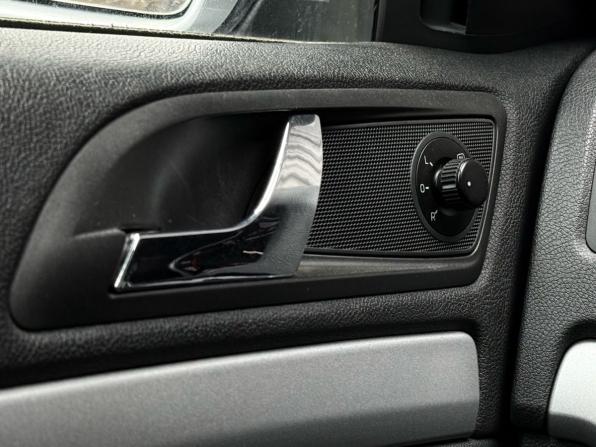 Skoda Octavia II (A5) Рестайлинг с пробегом 2013 года, цена 894 000 рублей, 172269 км, лифтбек, Автокод Объявления