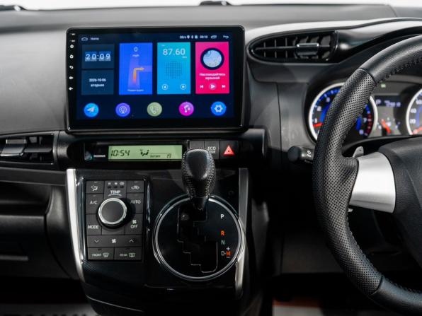 Toyota Wish II Рестайлинг с пробегом 2014 года, цена 1 470 500 рублей, 129818 км, минивэн, Автокод Объявления