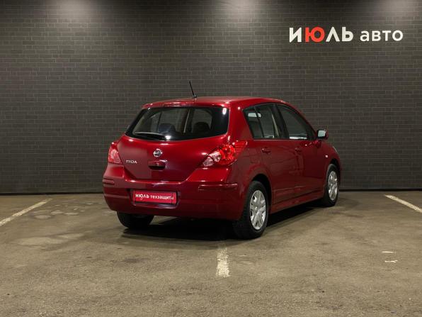 Nissan Tiida I Рестайлинг с пробегом 2012 года, цена 909 000 рублей, 177029 км, хэтчбек, Автокод Объявления