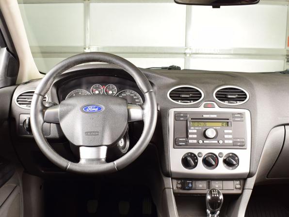 Ford Focus II с пробегом 2006 года, цена 579 995 рублей, 205677 км, седан, Автокод Объявления