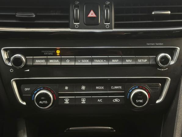 Kia Optima IV Рестайлинг с пробегом 2019 года, цена 1 440 000 рублей, 257526 км, седан, Автокод Объявления