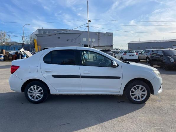 Renault Logan II Рестайлинг с пробегом 2021 года, цена 930 000 рублей, 93910 км, седан, Автокод Объявления