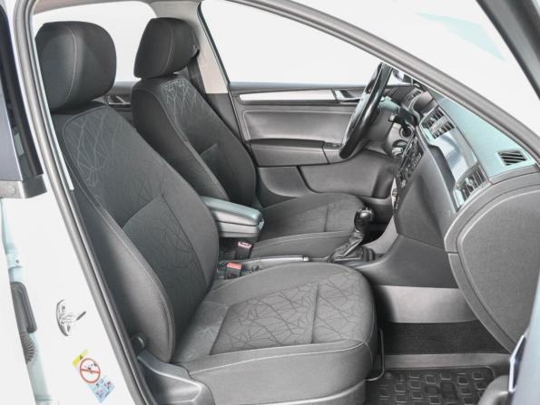 Skoda Rapid I Рестайлинг с пробегом 2019 года, цена 1 339 000 рублей, 168775 км, лифтбек, Автокод Объявления
