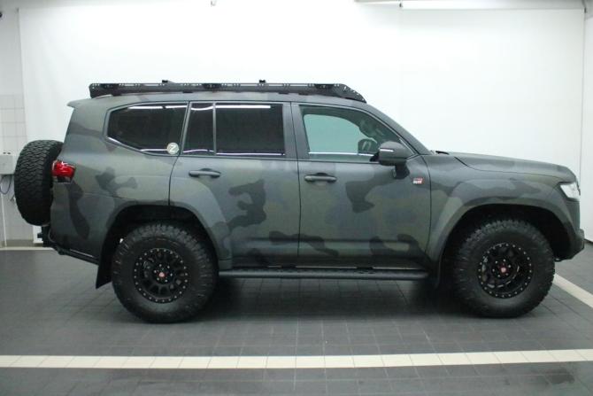 Toyota Land Cruiser 300 Series с пробегом 2021 года, цена 14 995 000 рублей, 10051 км, внедорожник, Автокод Объявления