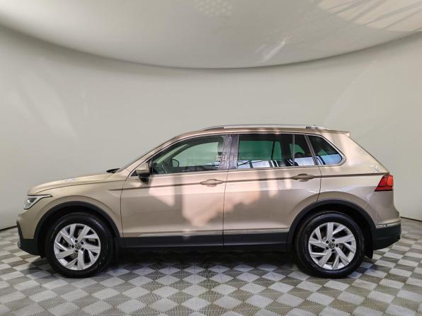 Volkswagen Tiguan II Рестайлинг с пробегом 2021 года, цена 3 199 000 рублей, 96047 км, внедорожник, Автокод Объявления