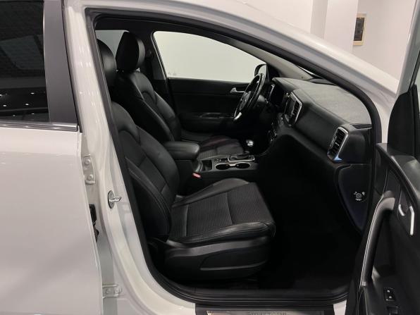 Kia Sportage IV с пробегом 2017 года, цена 1 790 000 рублей, 175308 км, внедорожник, Автокод Объявления