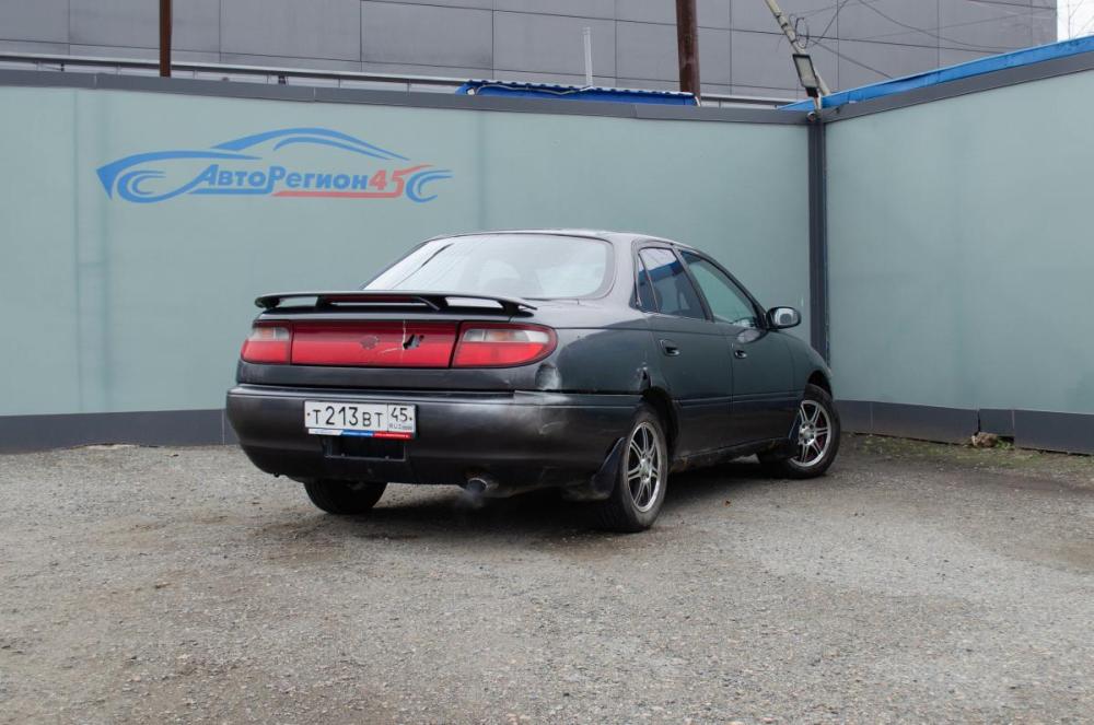 Toyota Carina VI (T190) Курган  - изображение 4