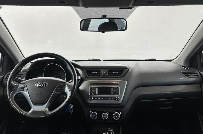 Kia Rio III Рестайлинг с пробегом 2017 года, цена 1 210 000 рублей, 73891 км, седан, Автокод Объявления