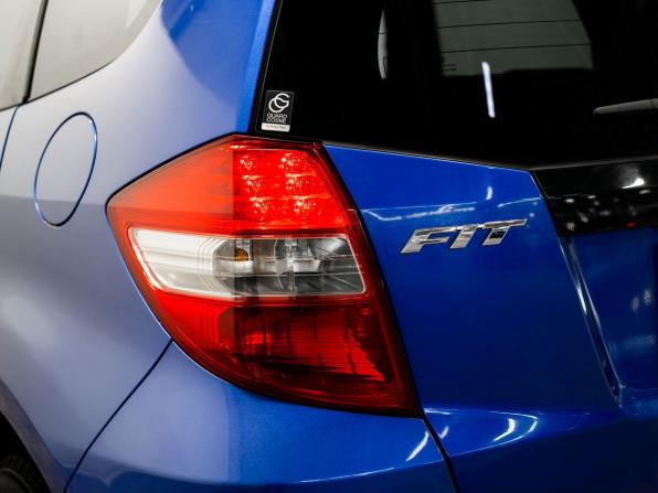 Honda Fit II с пробегом 2011 года, цена 850 000 рублей, 138676 км, хэтчбек, Автокод Объявления