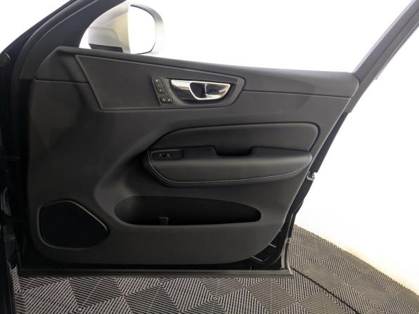 Volvo XC60 II с пробегом 2018 года, цена 3 300 000 рублей, 101399 км, внедорожник, Автокод Объявления