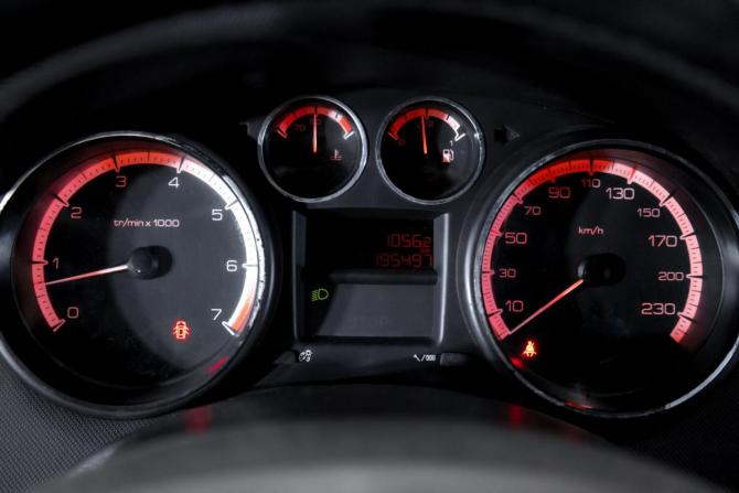 Peugeot 308 I Рестайлинг с пробегом 2011 года, цена 450 000 рублей, 195492 км, хэтчбек, Автокод Объявления