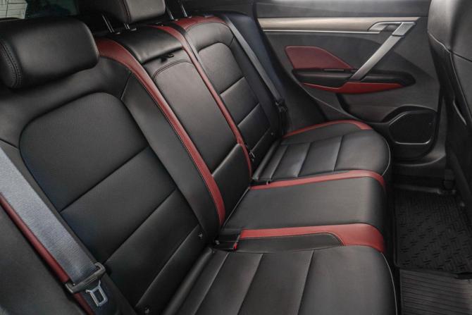 Geely Coolray I Рестайлинг с пробегом 2024 года, цена 1 899 000 рублей, 33700 км, внедорожник, Автокод Объявления