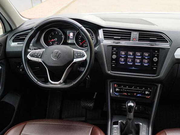 Volkswagen Tiguan II Рестайлинг с пробегом 2021 года, цена 2 600 000 рублей, 103000 км, внедорожник, Автокод Объявления