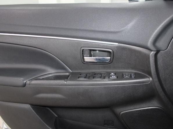Mitsubishi ASX I Рестайлинг с пробегом 2014 года, цена 1 299 900 рублей, 137331 км, внедорожник, Автокод Объявления