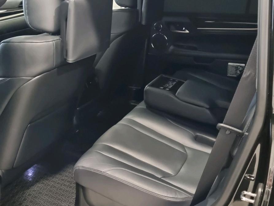 Lexus LX III Рестайлинг 2 Омск  - изображение 8