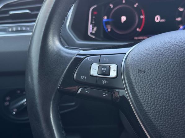 Volkswagen Tiguan II с пробегом 2019 года, цена 3 100 000 рублей, 93704 км, внедорожник, Автокод Объявления