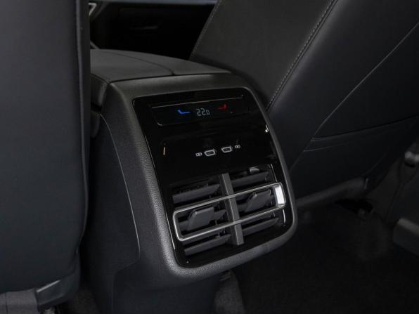 Volkswagen Tiguan III (China Market) с пробегом 2026 года, цена 5 000 000 рублей, 26 км, внедорожник, Автокод Объявления