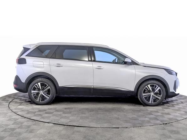 Peugeot 5008 II Рестайлинг с пробегом 2021 года, цена 2 995 000 рублей, 15397 км, внедорожник, Автокод Объявления