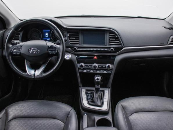 Hyundai Elantra VI (AD) Рестайлинг с пробегом 2019 года, цена 1 860 000 рублей, 43631 км, седан, Автокод Объявления