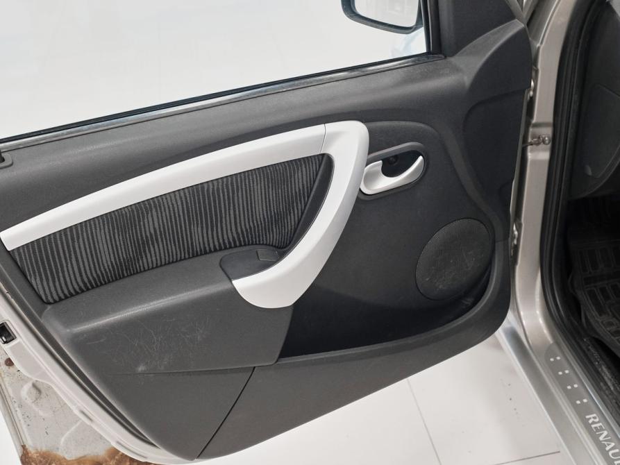 Renault Logan I Рестайлинг Самара  - изображение 17