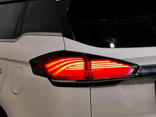 Geely Atlas Pro с пробегом 2022 года, цена 2 019 000 рублей, 79323 км, внедорожник, Автокод Объявления