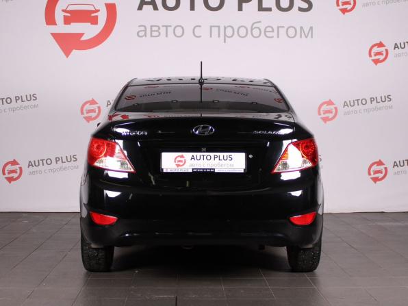 Hyundai Solaris I с пробегом 2013 года, цена 850 000 рублей, 202000 км, седан, Автокод Объявления