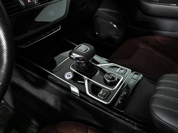 Hongqi HS5 I с пробегом 2023 года, цена 2 630 000 рублей, 29999 км, внедорожник, Автокод Объявления