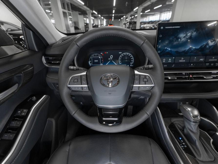 Toyota Highlander IV (XU70) Москва  - изображение 11