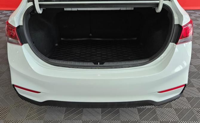Hyundai Solaris II с пробегом 2019 года, цена 1 320 000 рублей, 103217 км, седан, Автокод Объявления