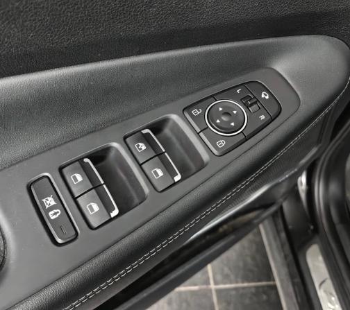 Hyundai Santa Fe IV с пробегом 2018 года, цена 2 755 000 рублей, 137049 км, внедорожник, Автокод Объявления