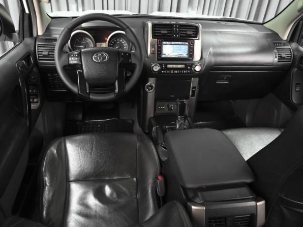 Toyota Land Cruiser Prado 150 Series с пробегом 2013 года, цена 2 919 000 рублей, 211084 км, внедорожник, Автокод Объявления