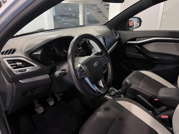 Lada (ВАЗ) Vesta I с пробегом 2021 года, цена 1 378 000 рублей, 37785 км, универсал, Автокод Объявления