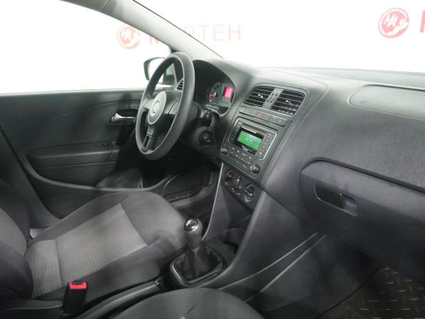 Volkswagen Polo V с пробегом 2014 года, цена 765 000 рублей, 100969 км, седан, Автокод Объявления
