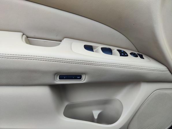 Nissan Pathfinder IV с пробегом 2015 года, цена 1 670 000 рублей, 188050 км, внедорожник, Автокод Объявления